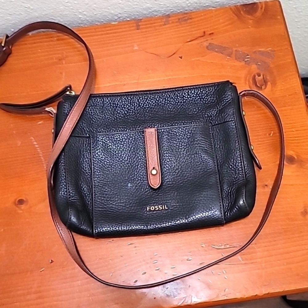 Fossil Crossbody Bag Womens Small Black Brown Leather Pebbled Zip Top ZB7268 - Picture 7 of 10